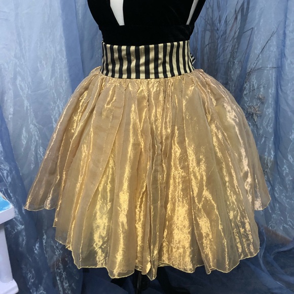 Meet your Posher, Tina - Picture 4 of 5